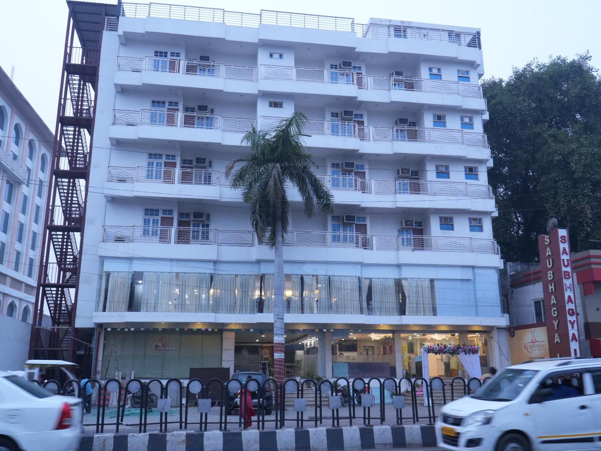 Saubhagya Inn By Kempinski 勒克瑙 外观 照片